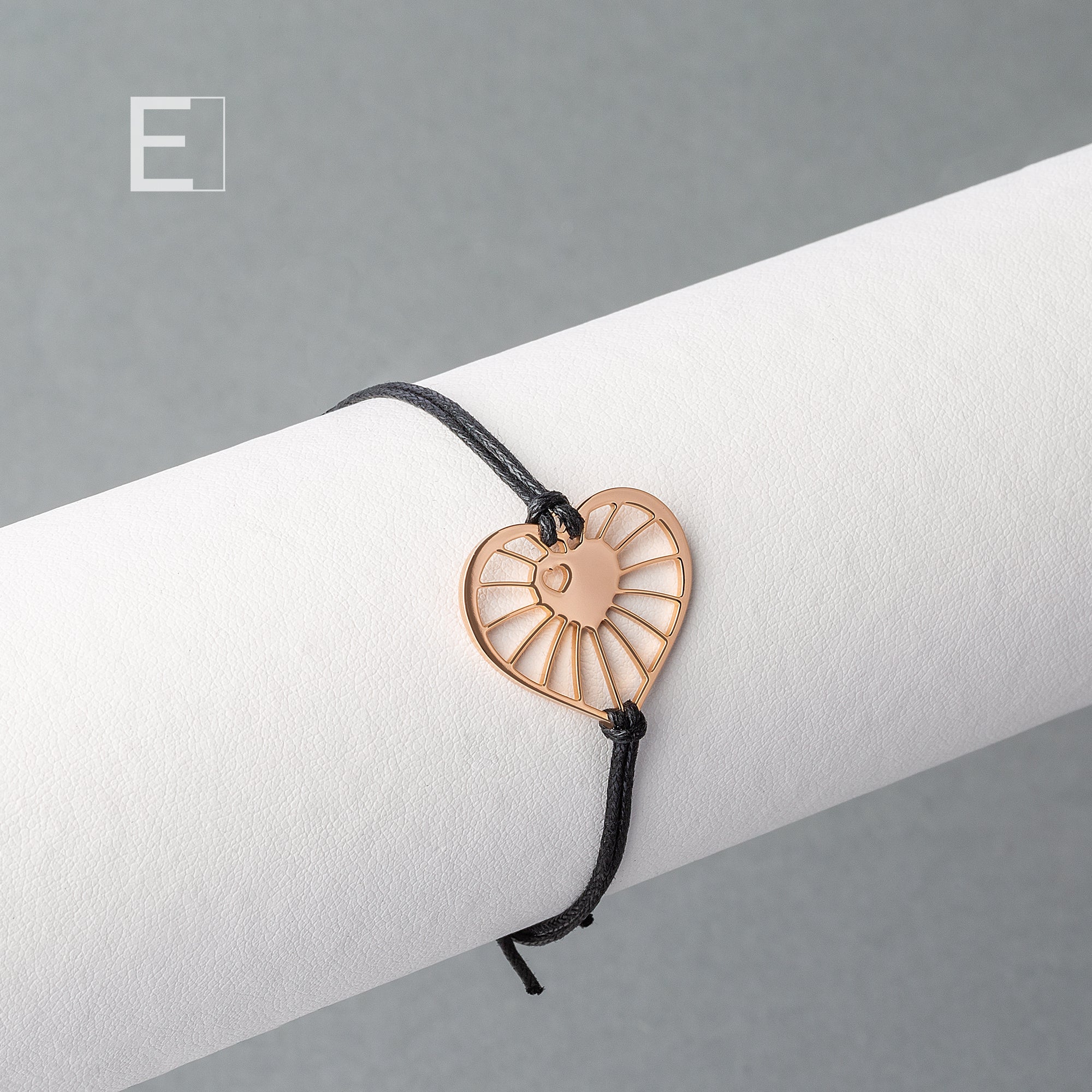 Bracelet Toile Amoureuse – vue principale du bijou artisanal Atelier-Émile