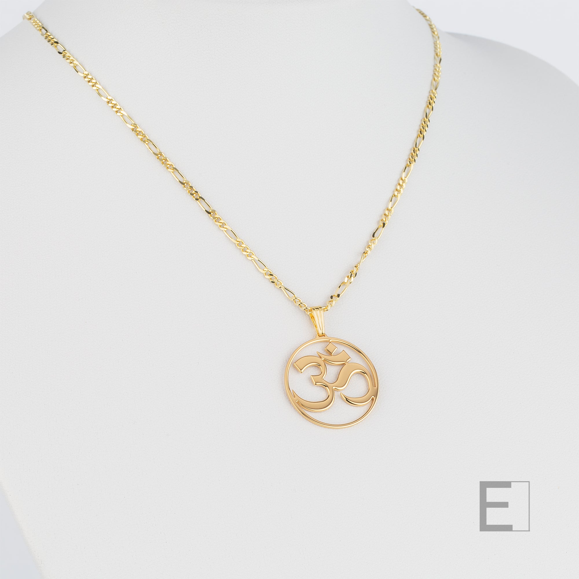 Collier Signe Ohm – vue détaillée du bijou artisanal Atelier-Émile