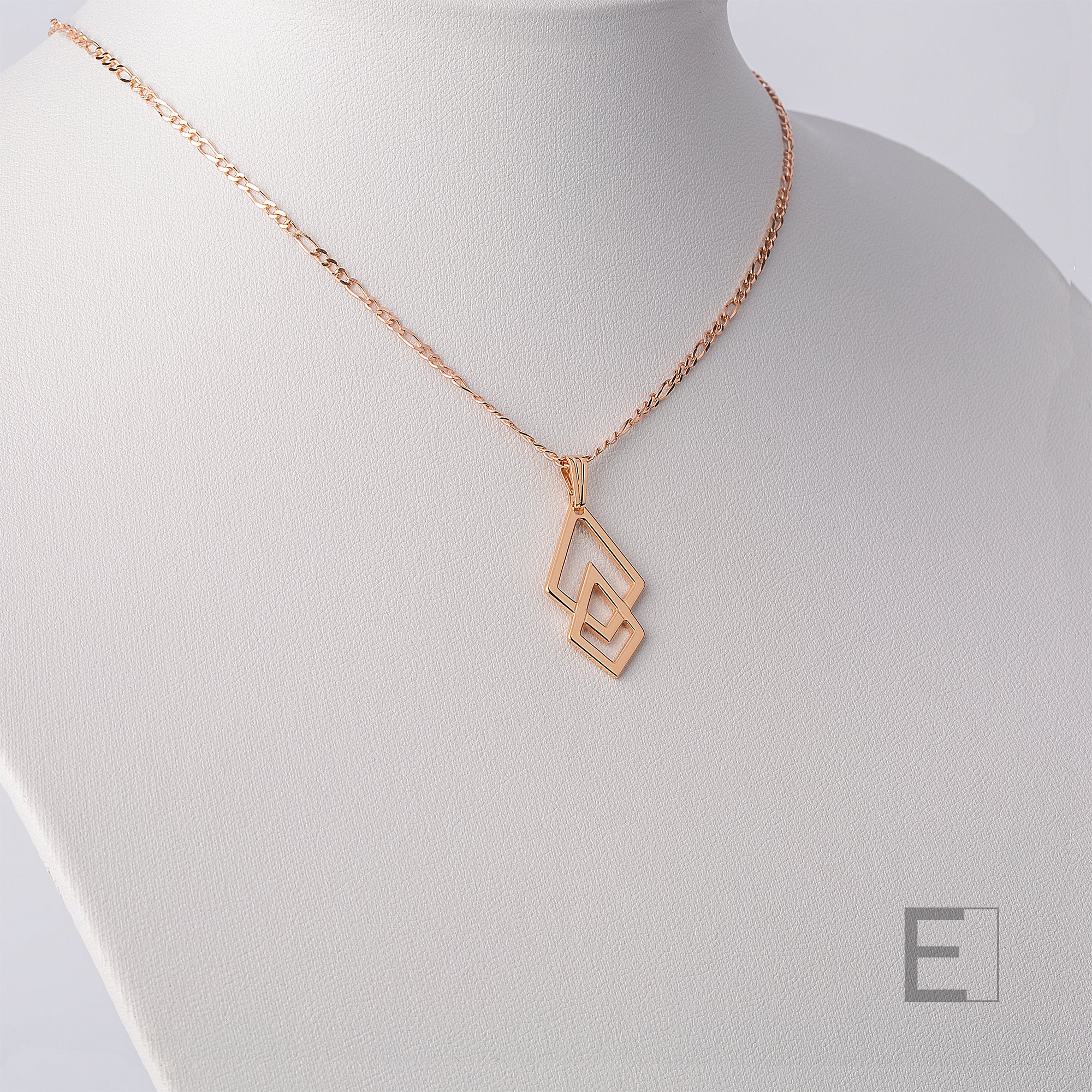 Collier Geminae – vue détaillée du bijou artisanal Atelier-Émile