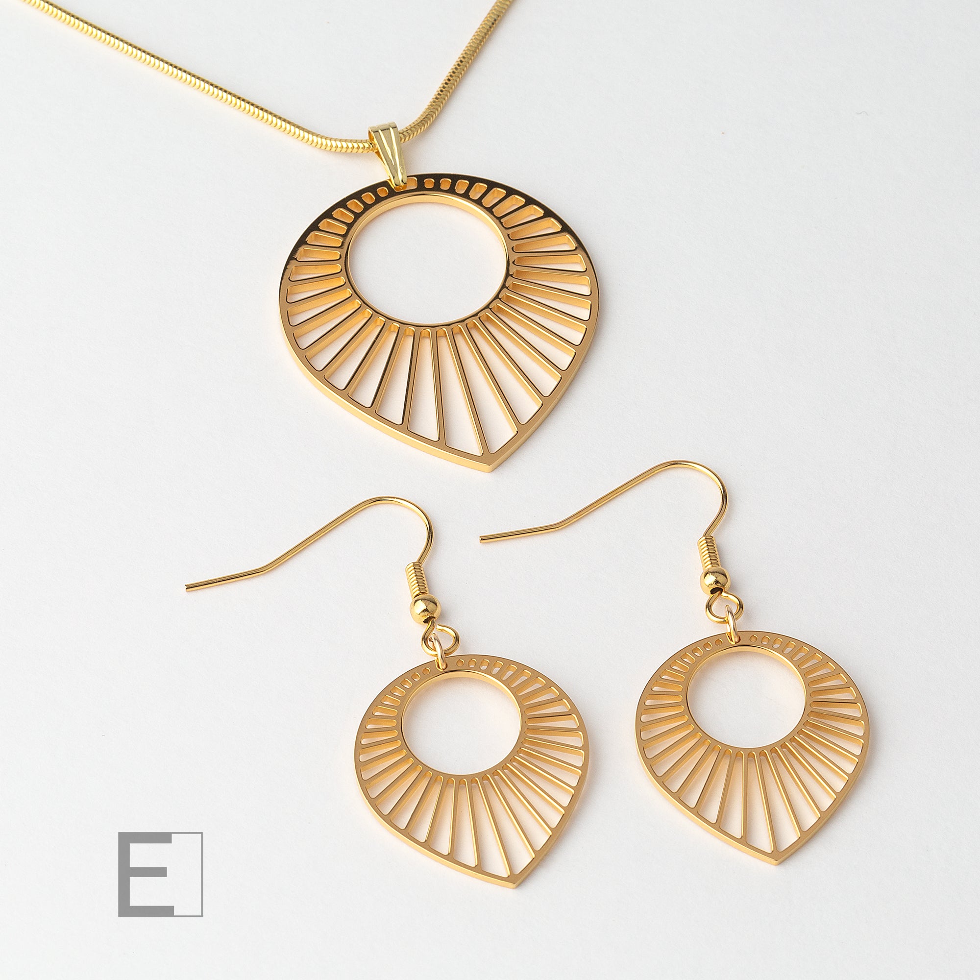Parure : Soleil – vue principale du bijou artisanal Atelier-Émile