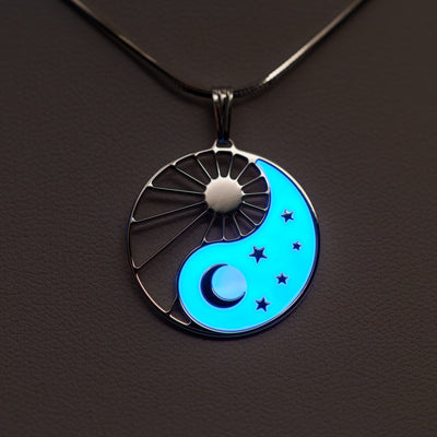 Halskette Yin Yang Cosmique Lack blau Atelier-Émile aus 925er Silber mit Rhodiumbeschichtung, Makro, elegante Schlangenkette