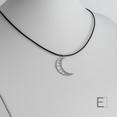 Mond Halskette