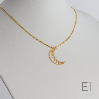 Mond Halskette
