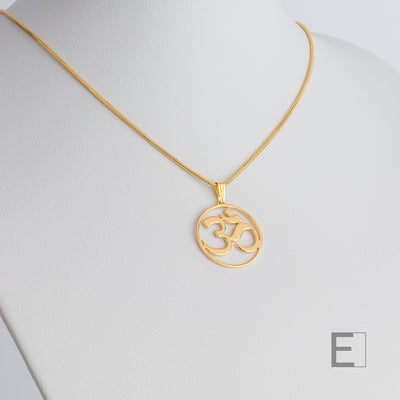 Halskette Zeichen Ohm