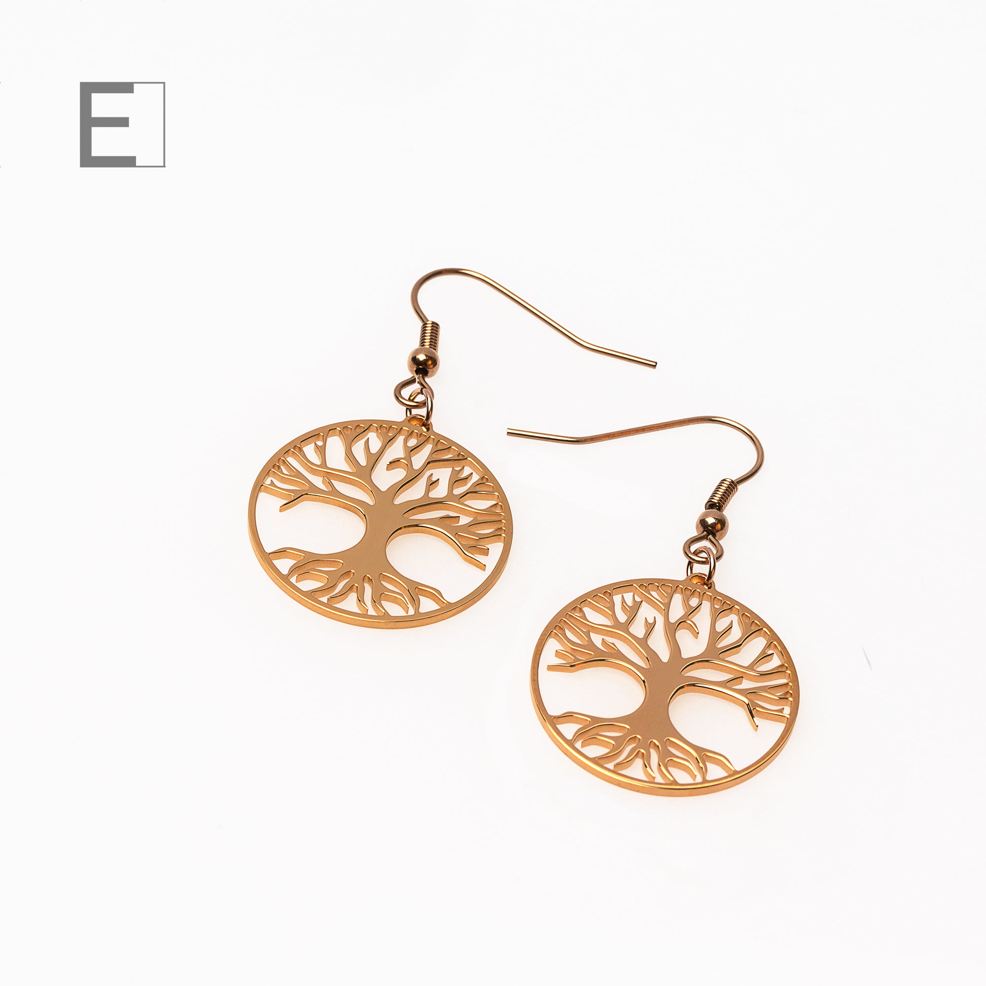 Boucles d’oreilles Arbre de Vie en plaqué or rose sur fond blanc – Atelier-Émile
