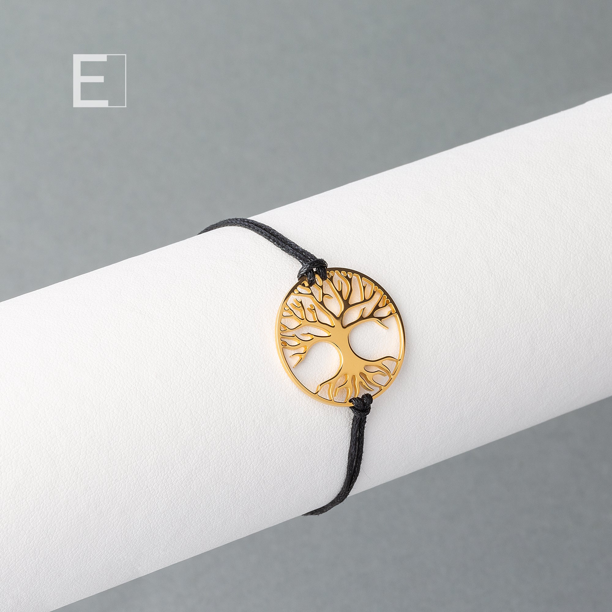 Bracelet Arbre de Vie – vue détaillée du bijou artisanal Atelier-Émile