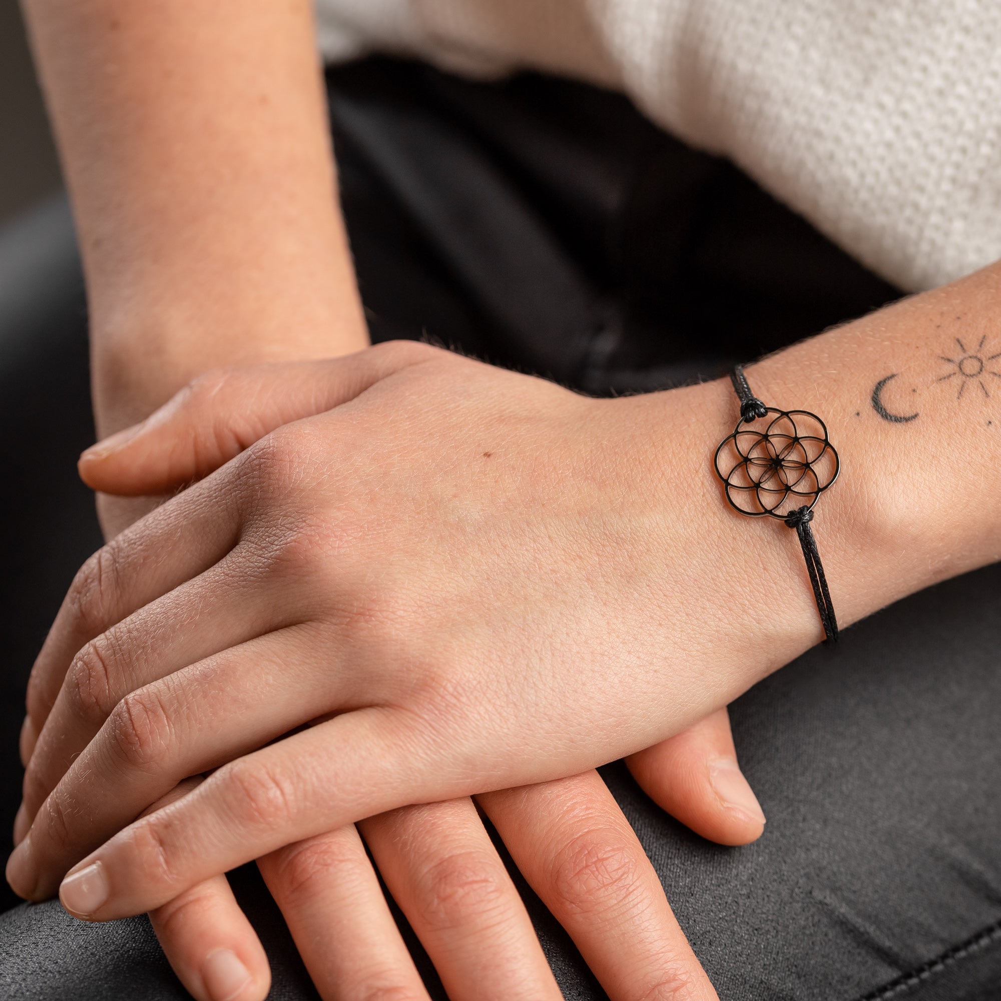 Bracelet Graine de Vie – vue détaillée du bijou artisanal Atelier-Émile