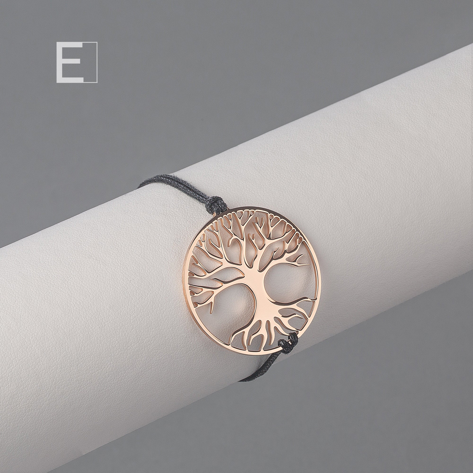 Bracelet Grand Arbre de Vie – vue détaillée du bijou artisanal Atelier-Émile