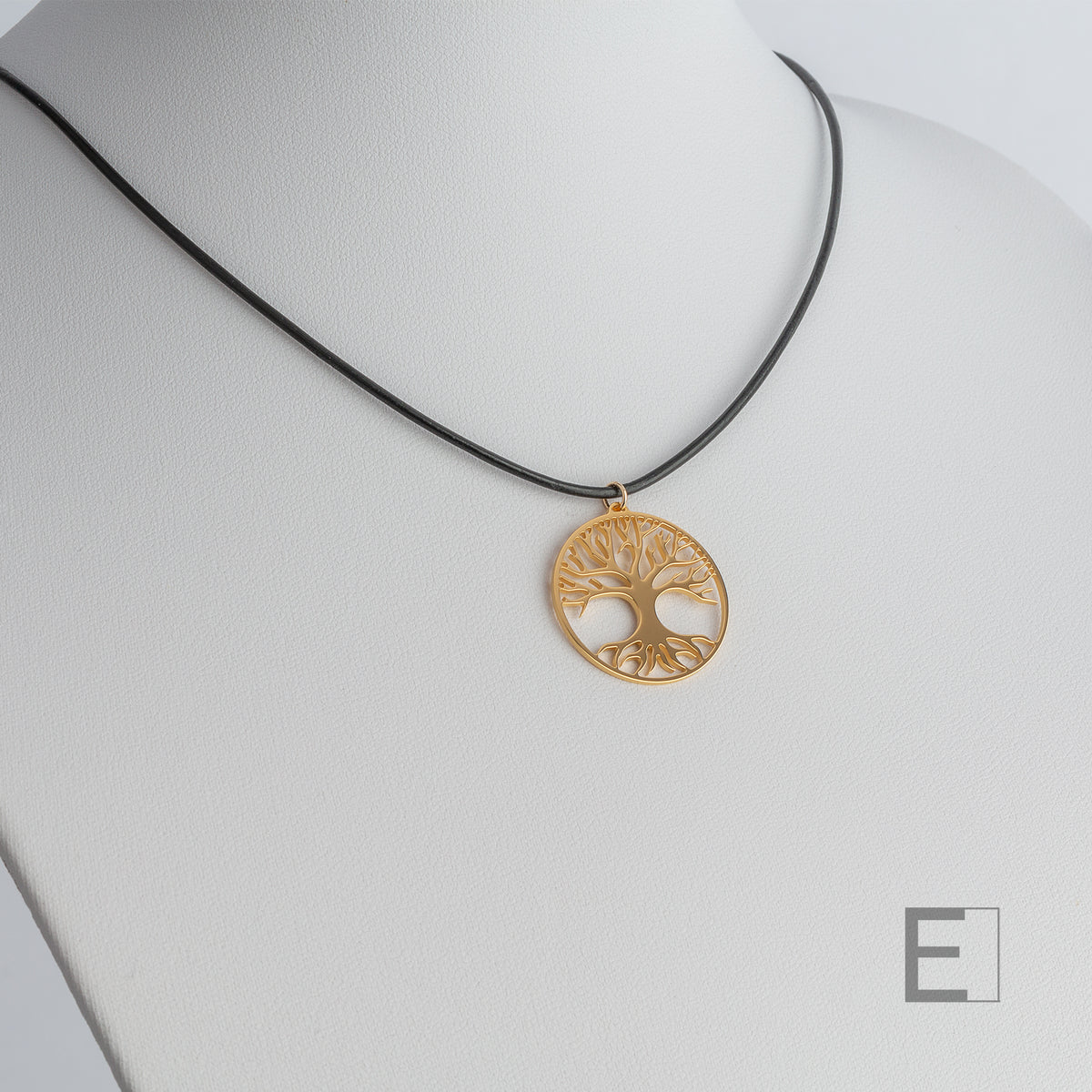 Collier Arbre de Vie en finition or jaune, vue de détail 11 – Atelier-Émile