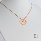 Collier Au-Delà des Mots – vue détaillée du bijou artisanal Atelier-Émile