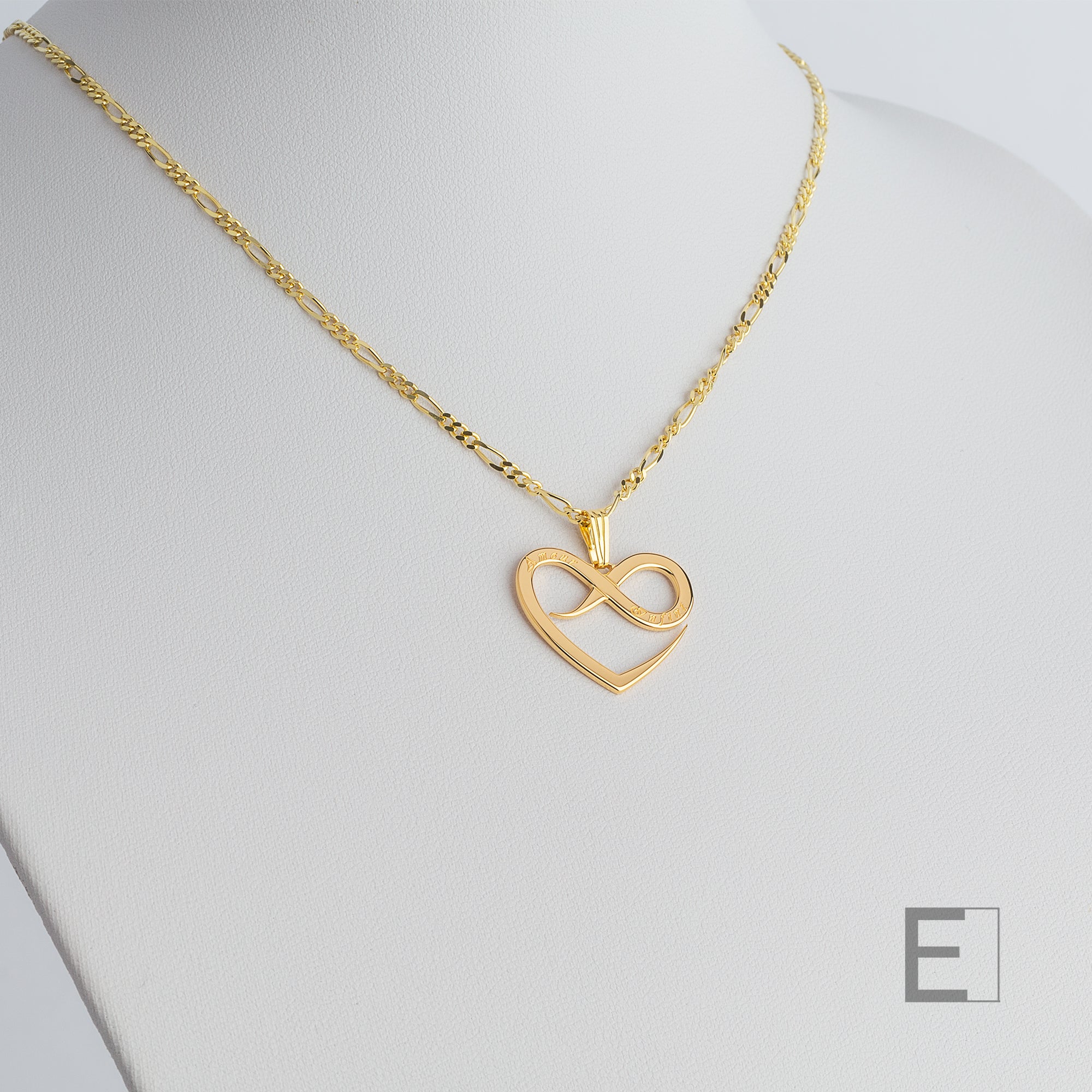 Collier Au-Delà des Mots – vue détaillée du bijou artisanal Atelier-Émile