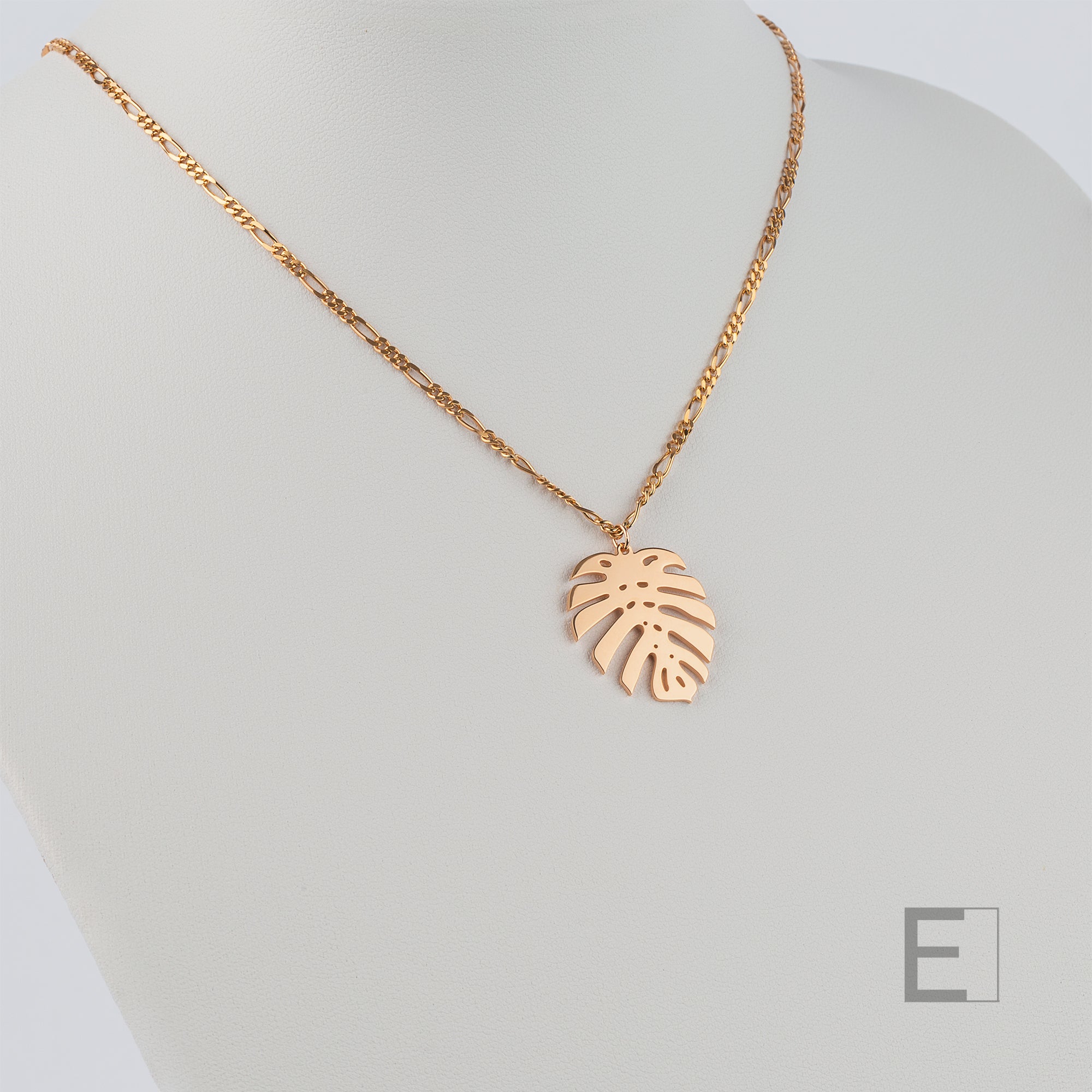 Collier Collier Feuille de Monstera en vue principale – création artisanale Atelier-Émile