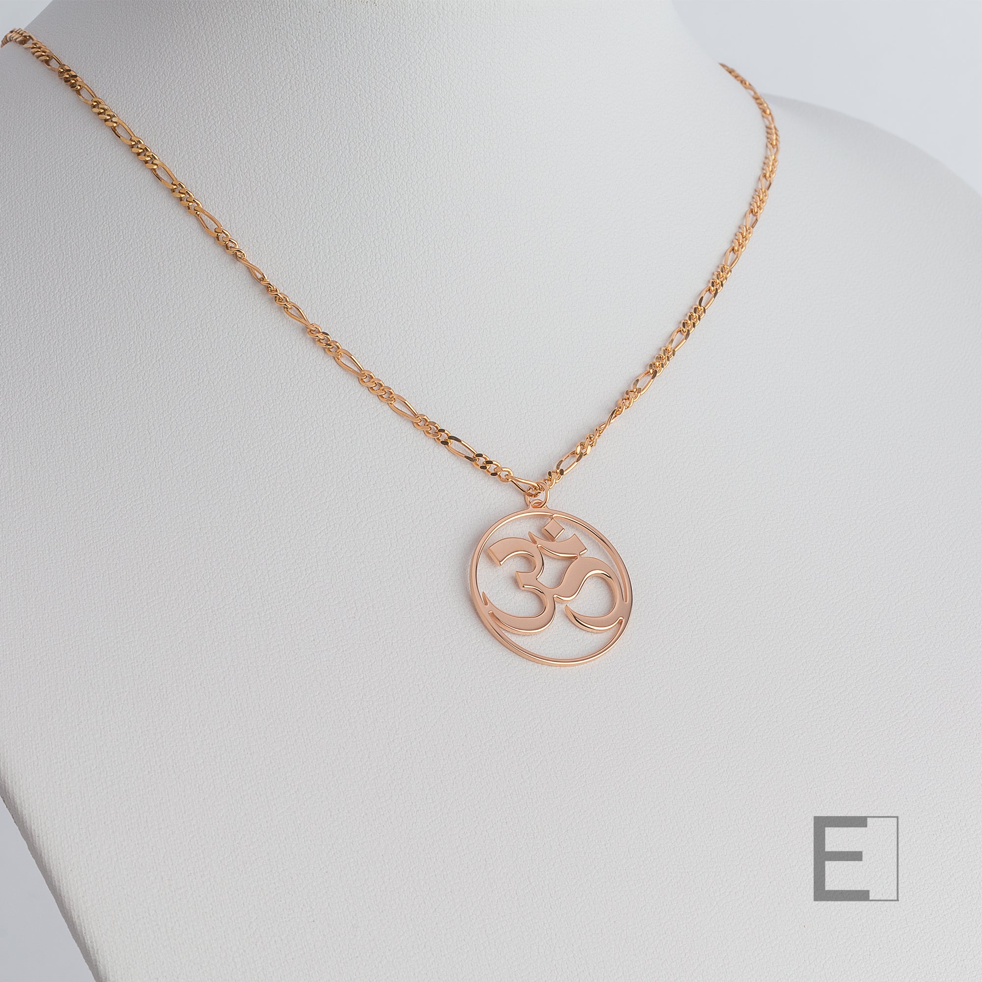 Collier Signe Ohm – vue détaillée du bijou artisanal Atelier-Émile