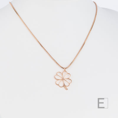 Collier Trèfle – vue principale du bijou artisanal Atelier-Émile