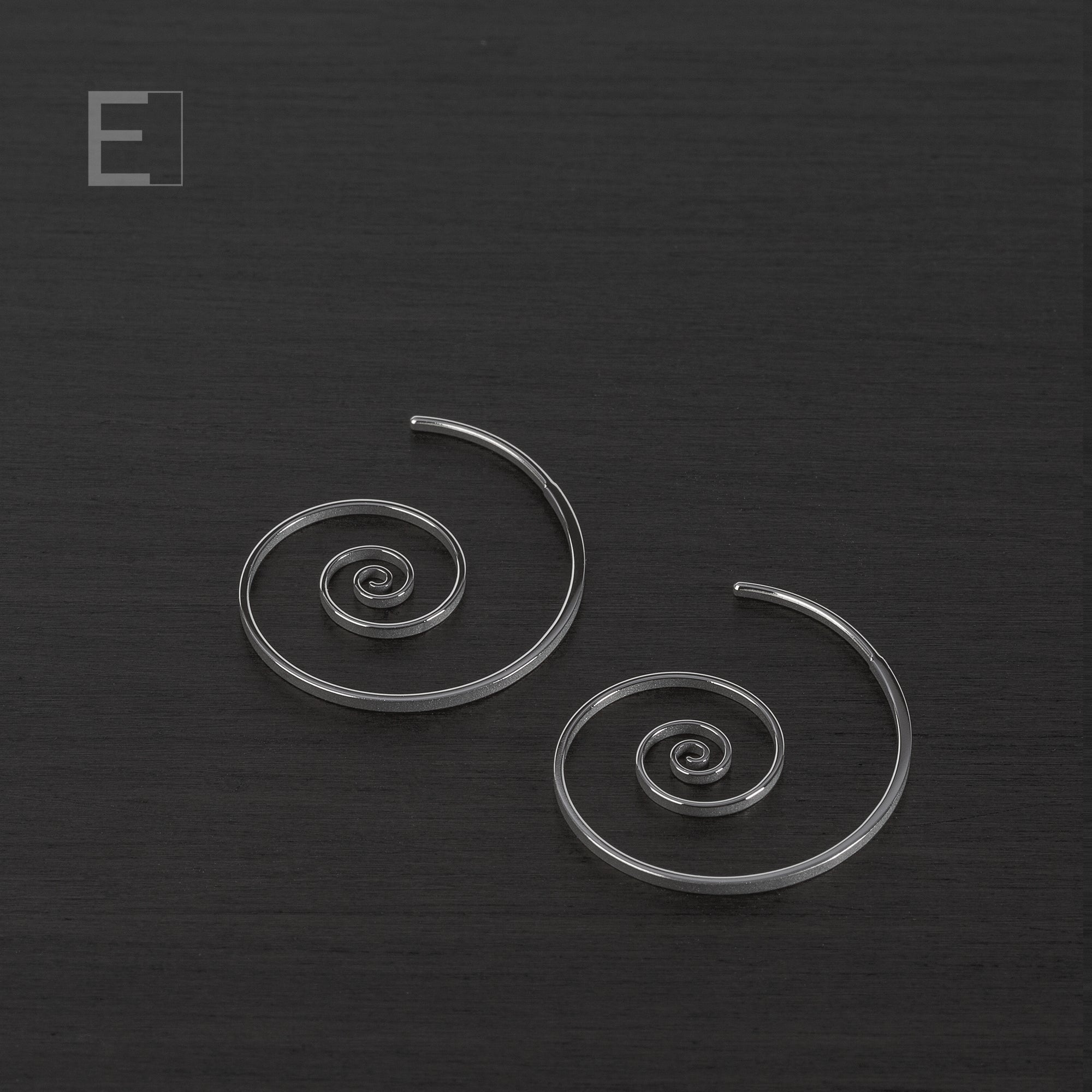 The Perfect Snail – vue détaillée du bijou artisanal Atelier-Émile