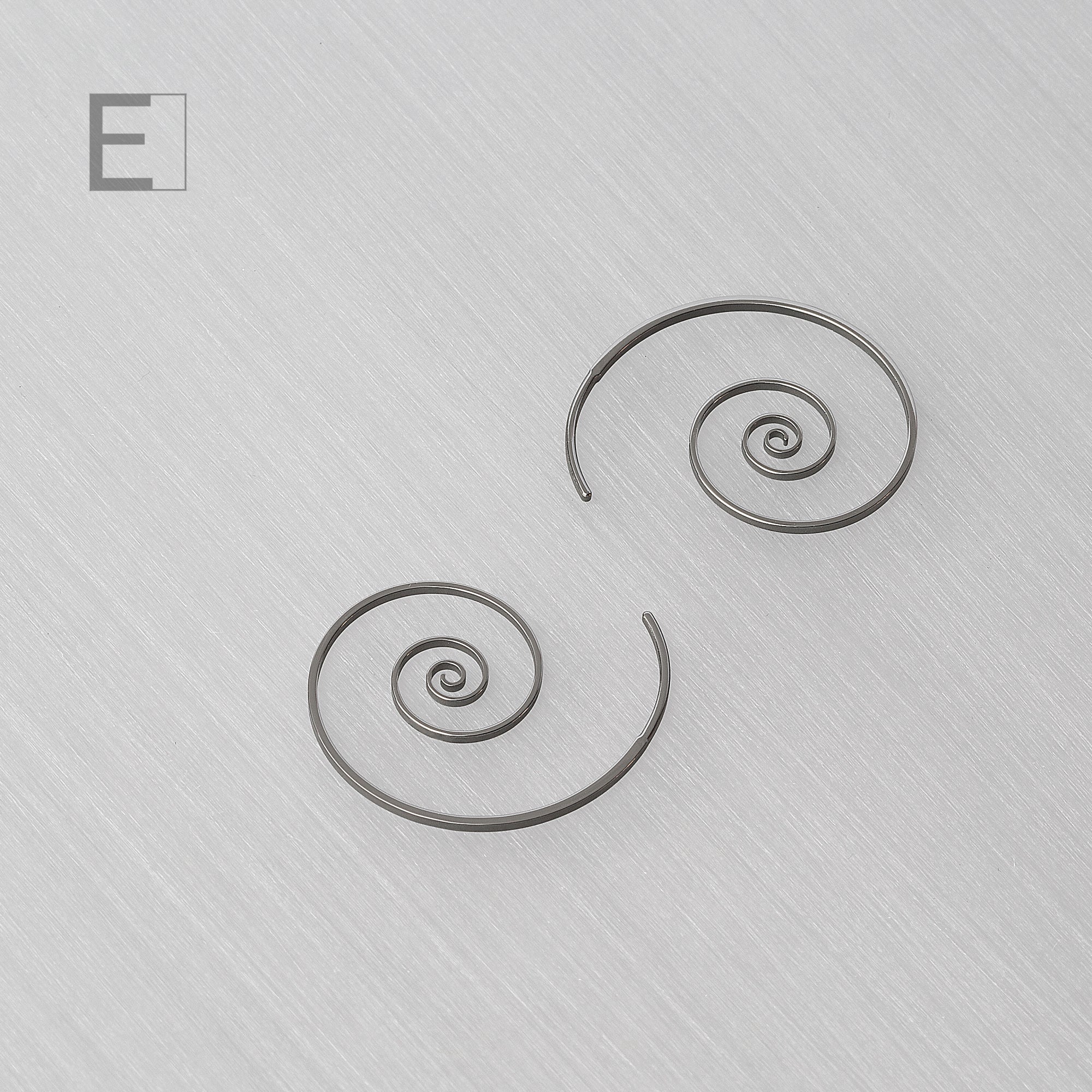 The Perfect Snail – vue détaillée du bijou artisanal Atelier-Émile